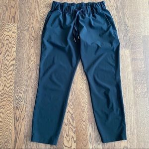 Lululemon On the Fly Pant 28’
